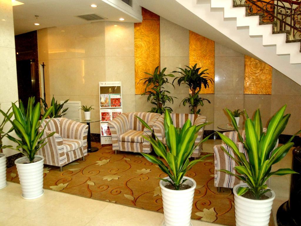 Overseas Chinese International Hotel Qingdao Eksteriør bilde