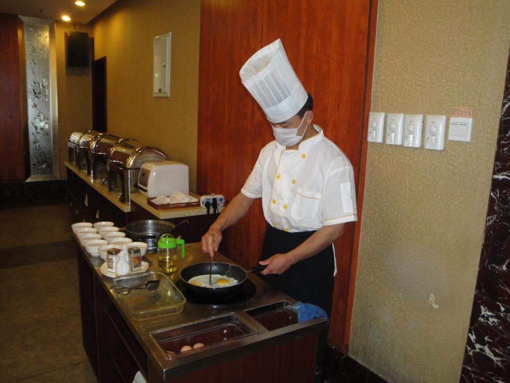 Overseas Chinese International Hotel Qingdao Eksteriør bilde