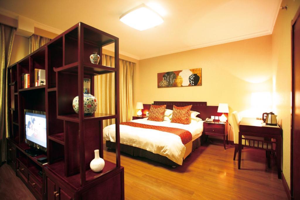 Overseas Chinese International Hotel Qingdao Eksteriør bilde